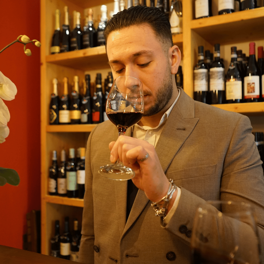 Easy Wine Tasting in Turin City Center