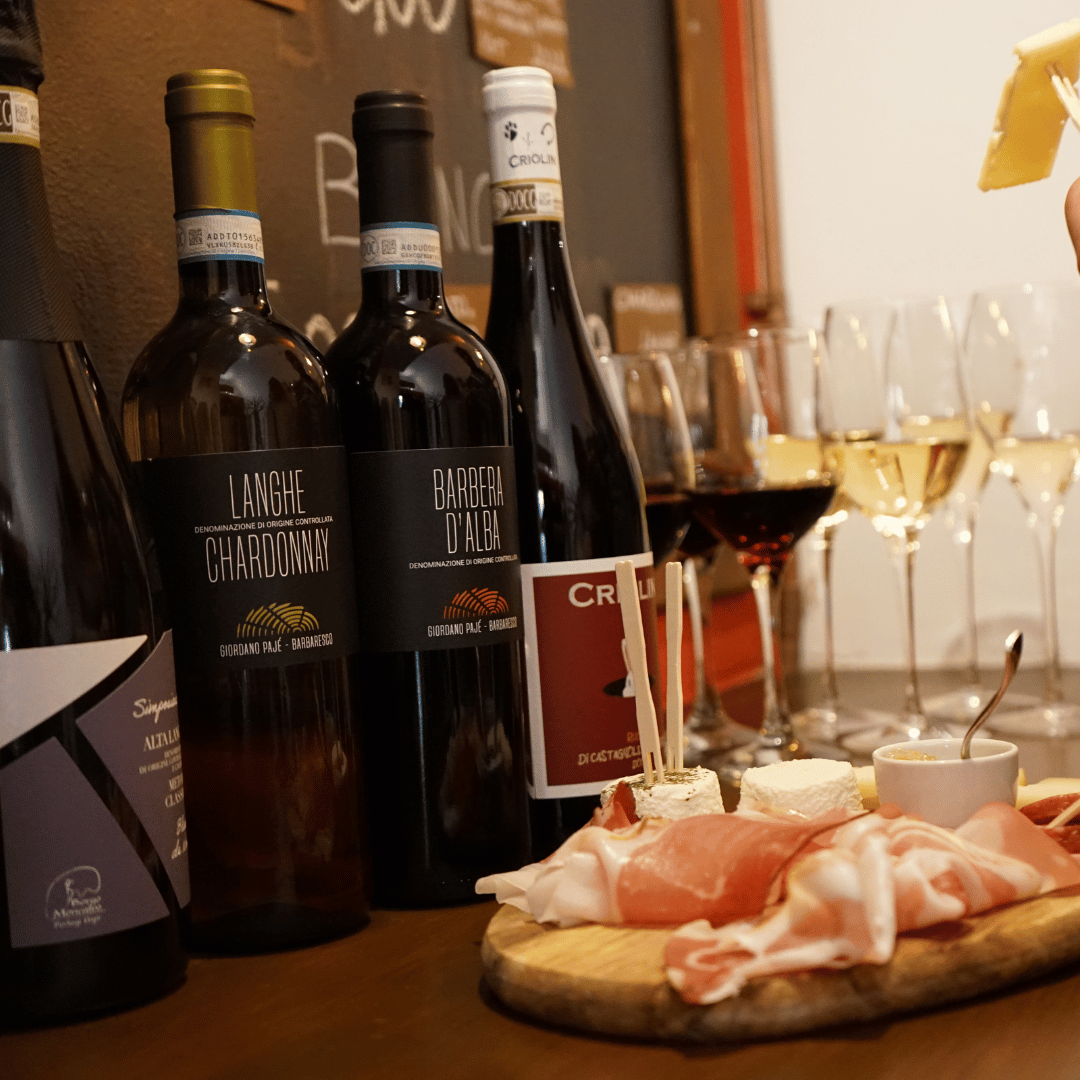 Easy Wine Tasting in Turin City Center