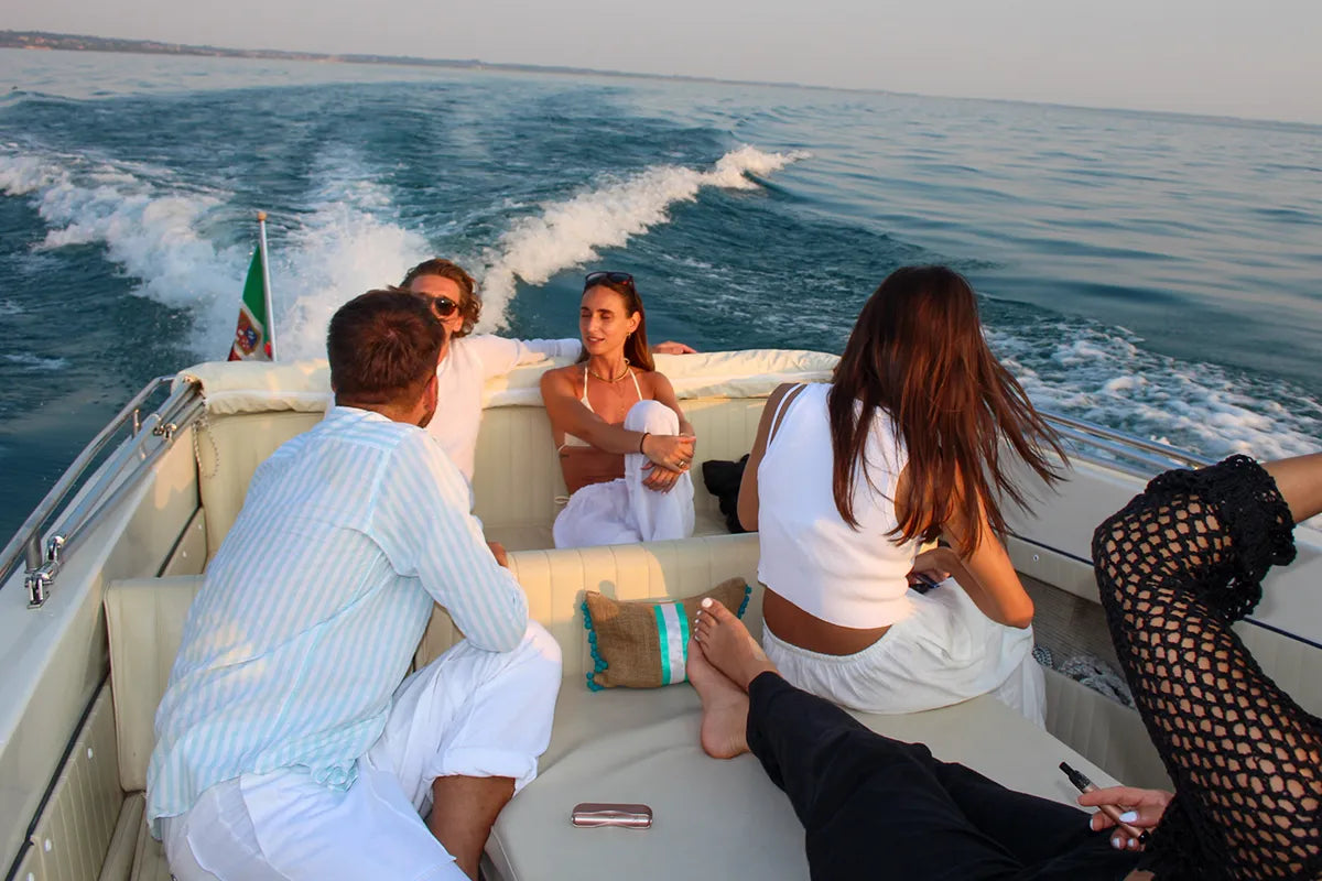 4 hours Boat Cruise on Lake Garda from Lazise