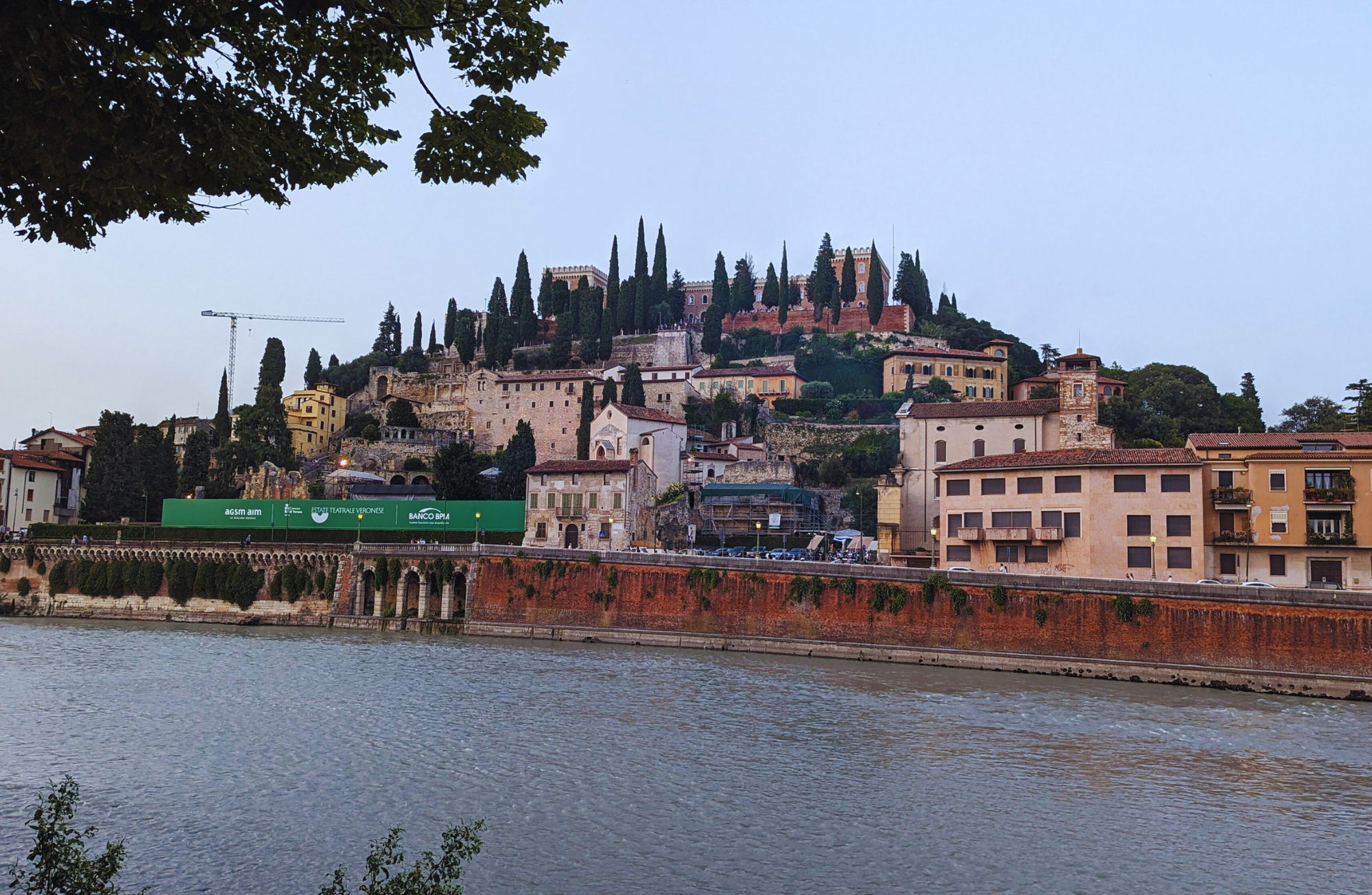 Walking Tour in Verona: 9+ Landmarks with Live Guide